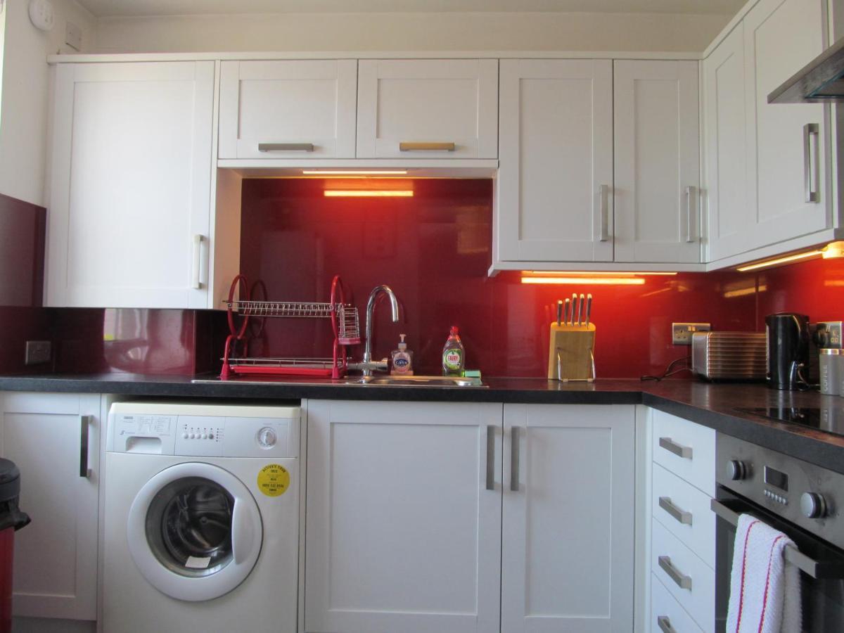The Granite City - Modern City Centre Apartment Aberdeen Buitenkant foto